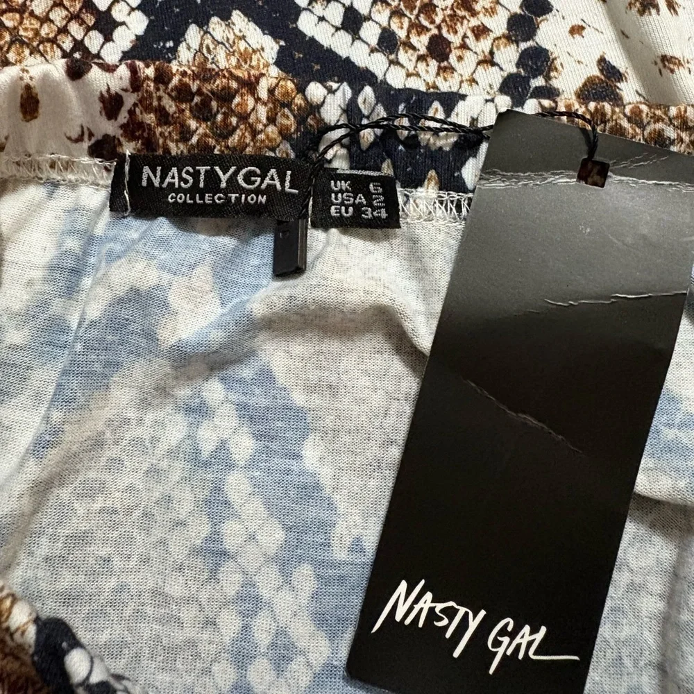 Nasty Gal Hiss Is All You Need Snake Mini Skirt size 2 - NWT